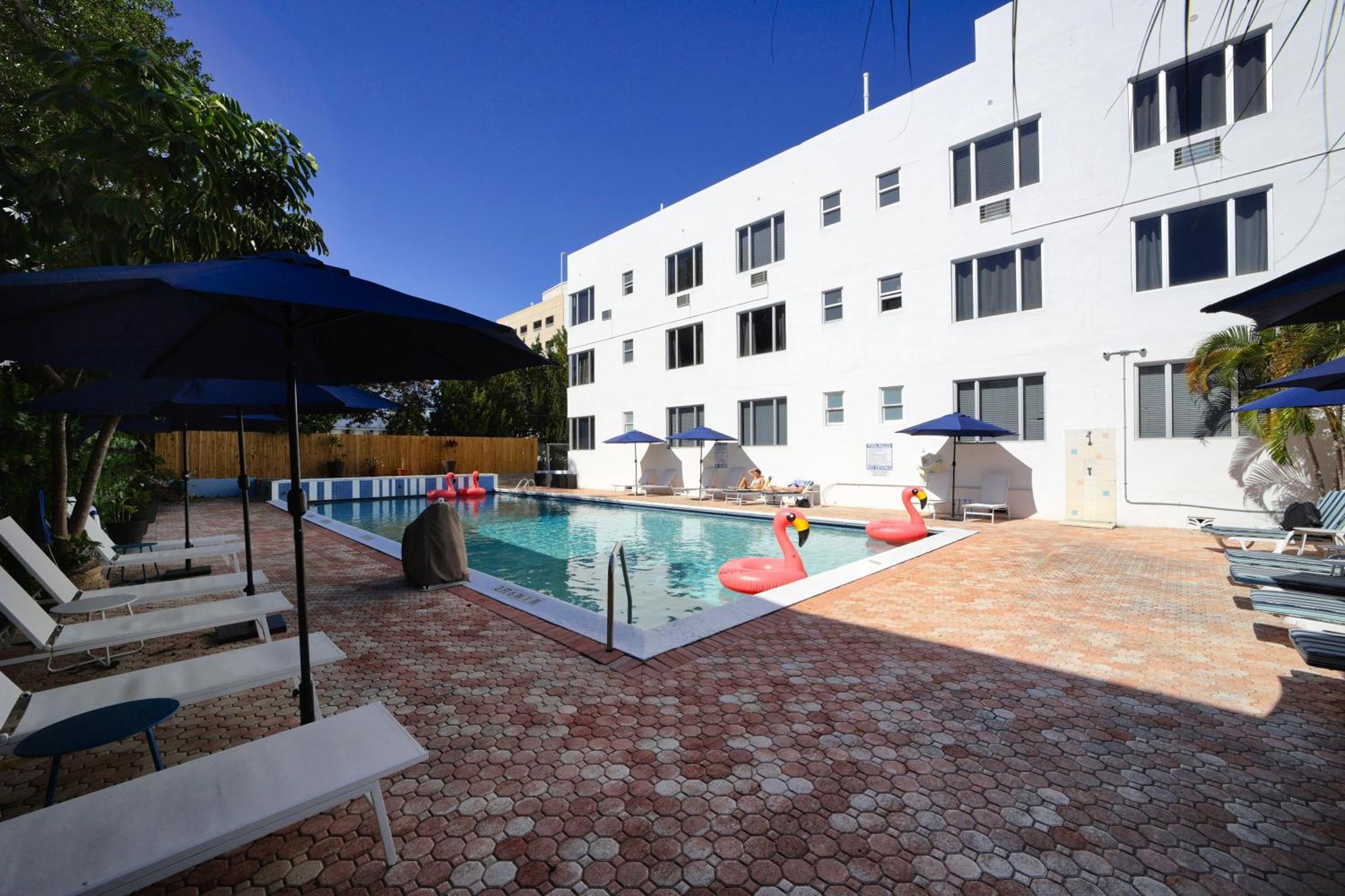 Tropics Hotel マイアミビーチ エクステリア 写真